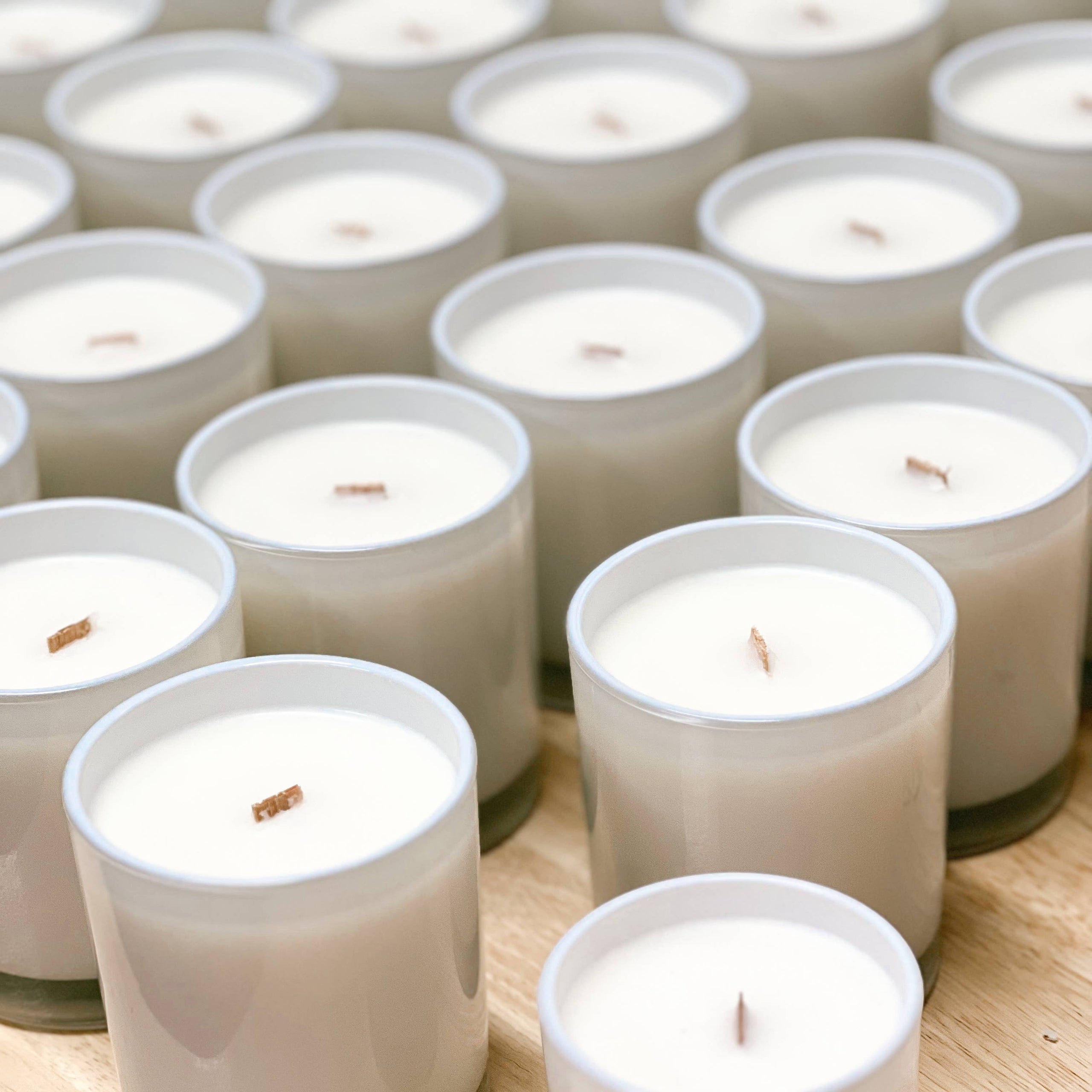 Engraved Mother's Day White Wood Wick Soy Candle with Wooden Lid